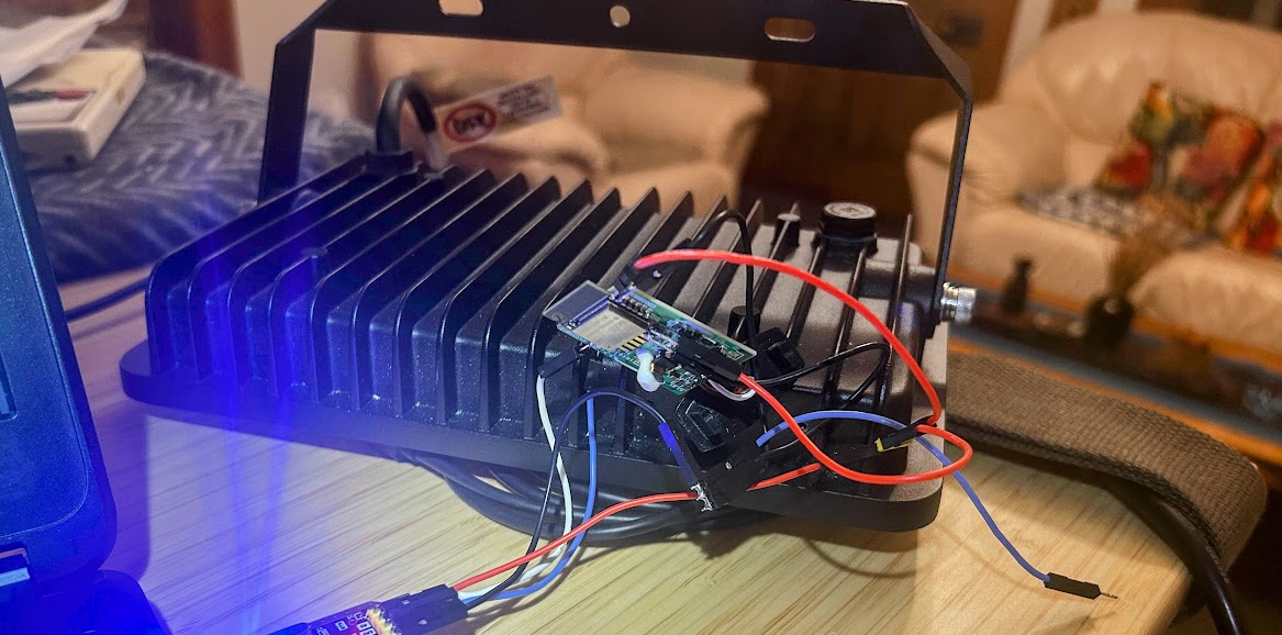 Featured image of post Replacing the Tuya components from an Orbit 60w LED Floodlight